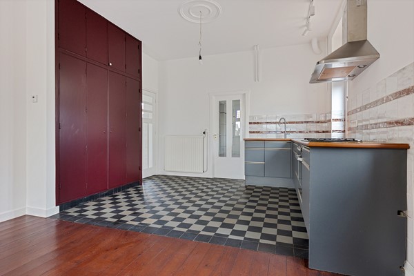 Photo - For rent: THIS COMPLETELY RENOVATED, READY-TO-MOVE-IN TOP-OF-THE-RANGE PROPERTY WITH OVER 5 BEDROOMS IS NOW AVAILABLE TO RENT!